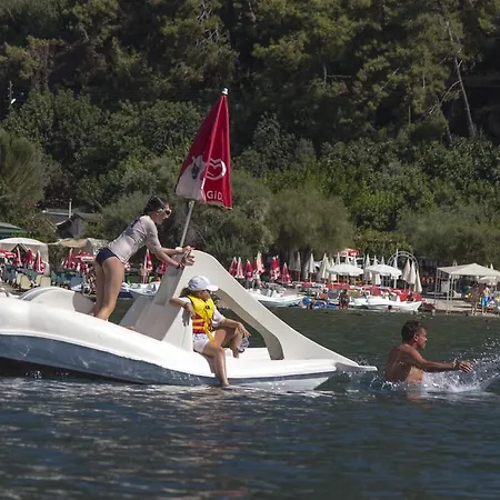 Ξενοδοχείο S3 Seahorse Club