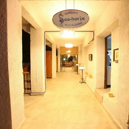 S3 Seahorse Club Hotel